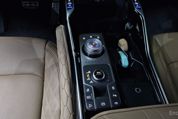 2024 Kia Sorento с пробегом 10 062 км