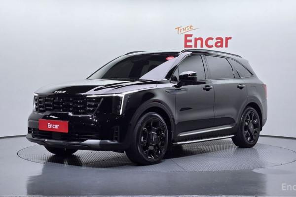 2023 Kia Sorento с пробегом 17 019 км