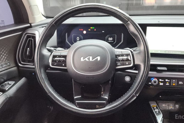 2023 Kia Sorento с пробегом 91 991 км