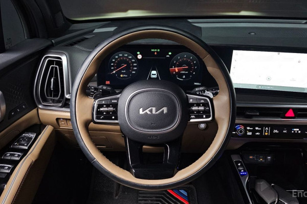 2024 Kia Sorento с пробегом 7 602 км