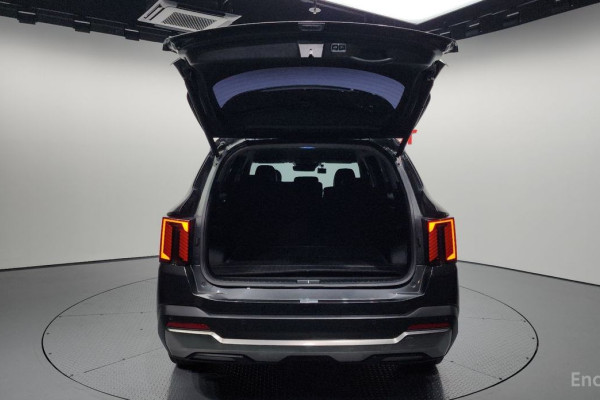 2023 Kia Sorento с пробегом 91 991 км