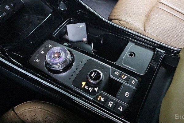 2023 Kia Sorento с пробегом 55 362 км