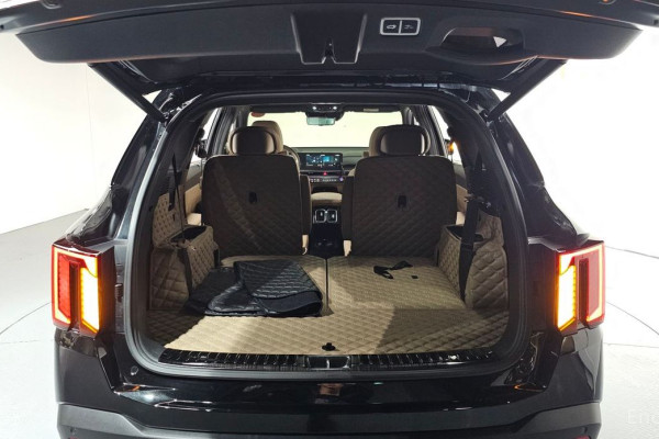 2024 Kia Sorento с пробегом 10 062 км