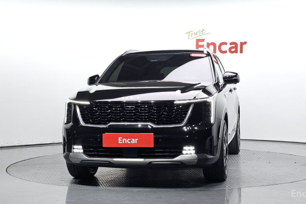 2023 Kia Sorento с пробегом 31 586 км