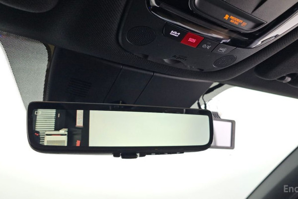 2024 Kia Sorento с пробегом 14 046 км