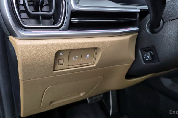 2023 Kia Sorento с пробегом 17 019 км