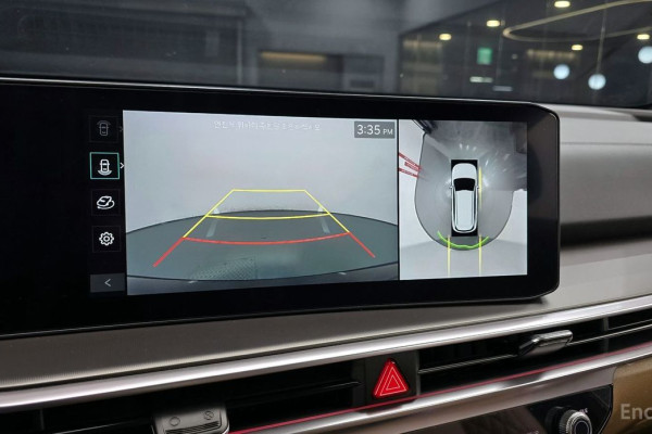 2023 Kia Sorento с пробегом 17 019 км