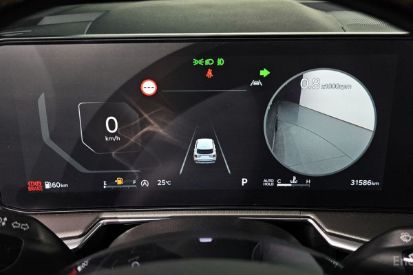 2023 Kia Sorento с пробегом 31 586 км