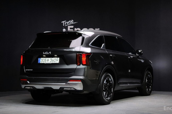 2025 Kia Sorento с пробегом 3 367 км