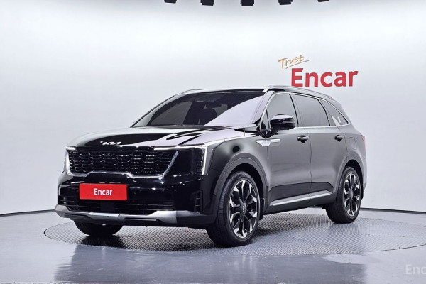 2023 Kia Sorento с пробегом 25 819 км
