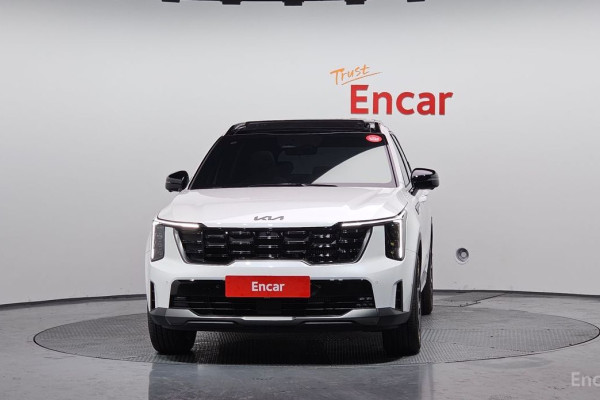 2025 Kia Sorento с пробегом 6 724 км
