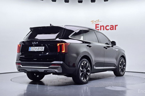 2023 Kia Sorento с пробегом 25 819 км