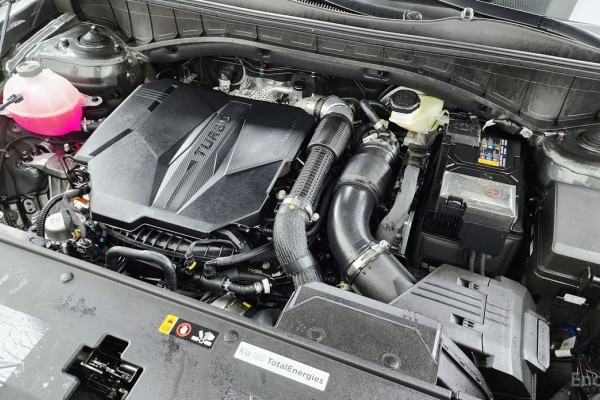 2025 Kia Sorento с пробегом 3 367 км