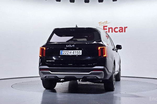 2023 Kia Sorento с пробегом 25 819 км