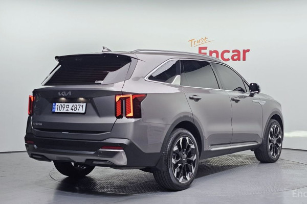2024 Kia Sorento с пробегом 25 343 км