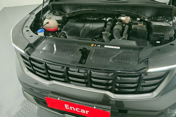 2023 Kia Sorento с пробегом 73 402 км