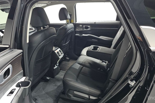 2025 Kia Sorento с пробегом 5 175 км