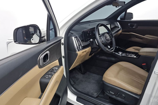 2024 Kia Sorento с пробегом 24 990 км