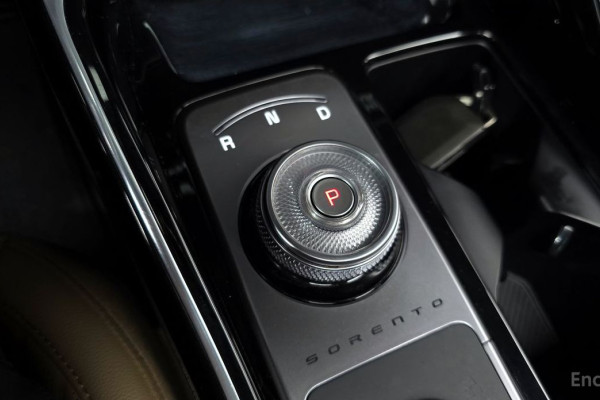 2023 Kia Sorento с пробегом 73 402 км