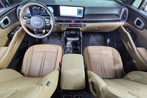 2024 Kia Sorento с пробегом 25 343 км