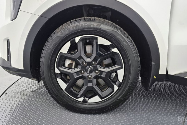 2023 Kia Sorento с пробегом 46 586 км