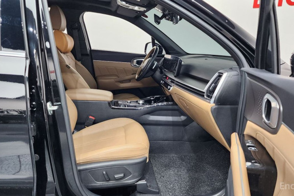 2024 Kia Sorento с пробегом 31 536 км