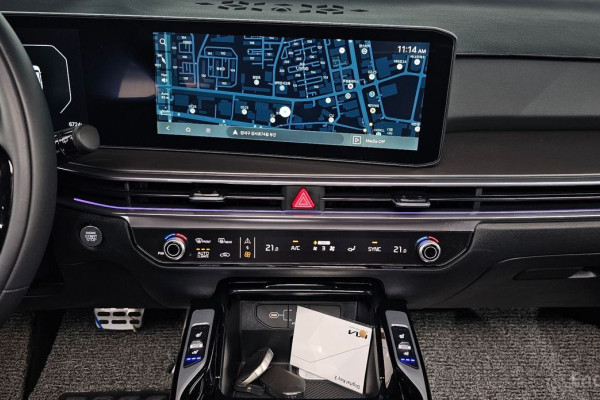 2025 Kia Sorento с пробегом 6 724 км