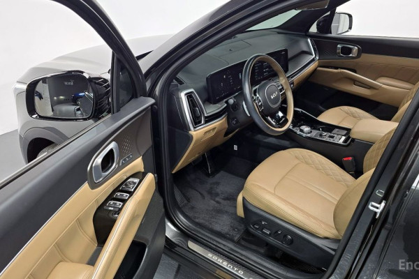 2023 Kia Sorento с пробегом 73 402 км