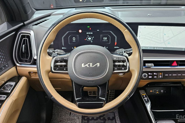 2023 Kia Sorento с пробегом 25 819 км