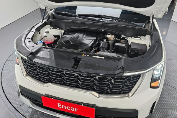 2023 Kia Sorento с пробегом 46 586 км