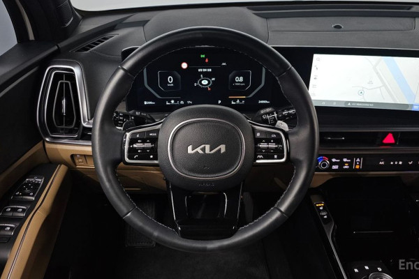 2024 Kia Sorento с пробегом 24 990 км