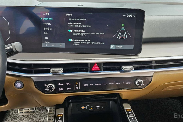 2023 Kia Sorento с пробегом 25 819 км