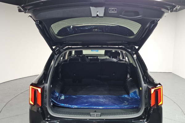 2025 Kia Sorento с пробегом 5 175 км