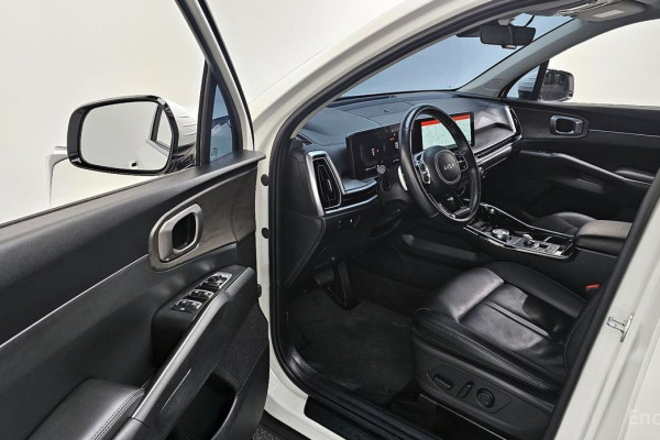 2023 Kia Sorento с пробегом 46 586 км