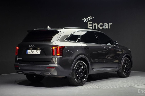 2023 Kia Sorento с пробегом 29 932 км