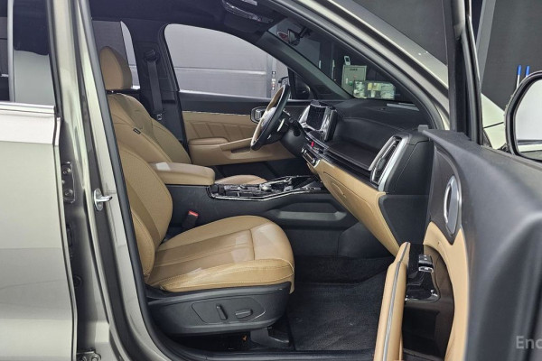2024 Kia Sorento с пробегом 25 343 км