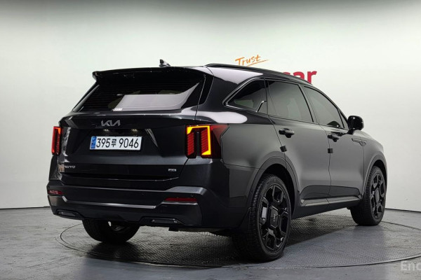 2024 Kia Sorento с пробегом 23 427 км