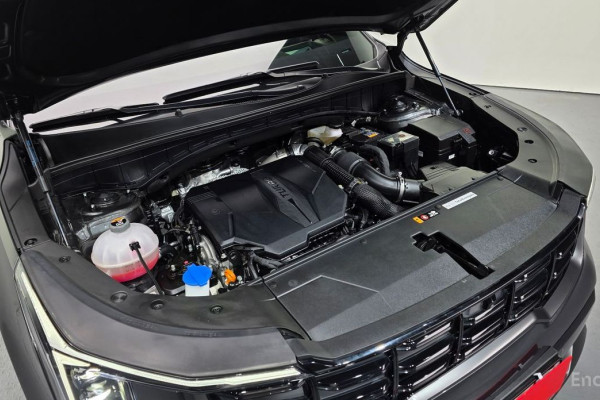 2024 Kia Sorento с пробегом 23 427 км