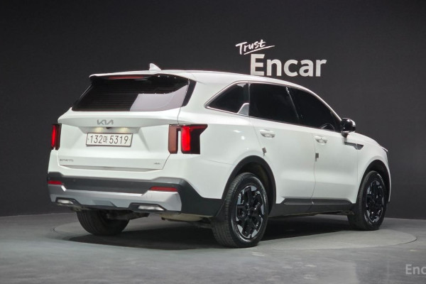 2023 Kia Sorento с пробегом 45 319 км