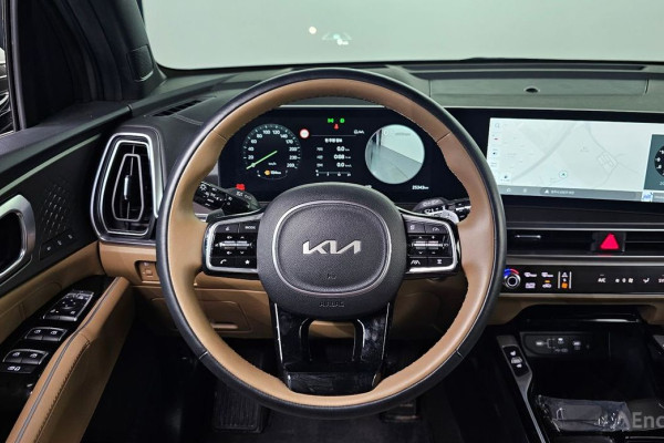 2024 Kia Sorento с пробегом 25 343 км