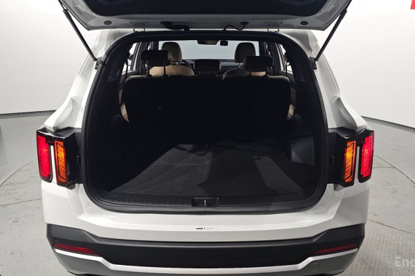 2024 Kia Sorento с пробегом 24 990 км