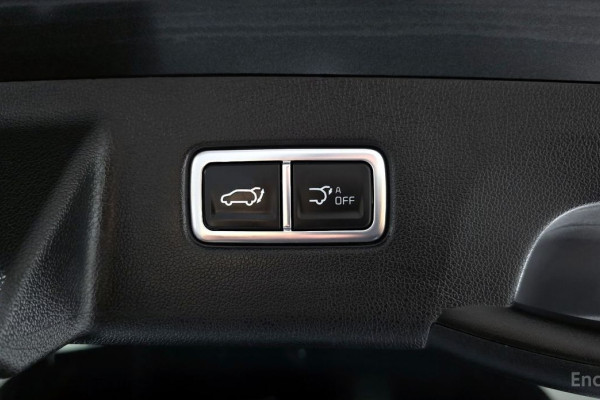 2023 Kia Sorento с пробегом 73 402 км