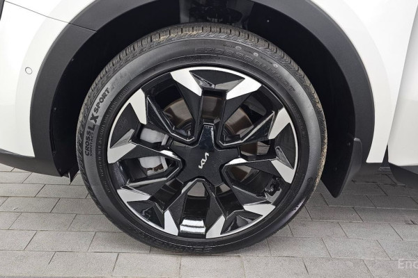 2025 Kia Sorento с пробегом 8 124 км