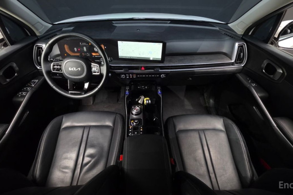 2023 Kia Sorento с пробегом 45 319 км