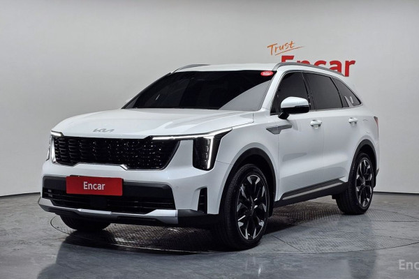2023 Kia Sorento с пробегом 16 171 км