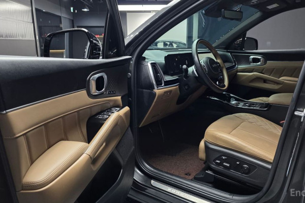 2023 Kia Sorento с пробегом 29 932 км