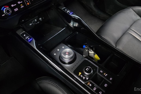 2023 Kia Sorento с пробегом 45 319 км