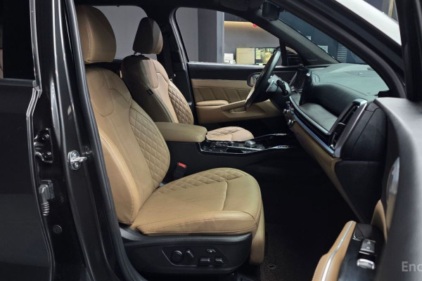 2023 Kia Sorento с пробегом 29 932 км