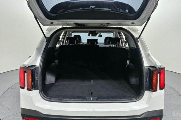 2023 Kia Sorento с пробегом 46 586 км