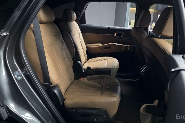 2023 Kia Sorento с пробегом 29 932 км